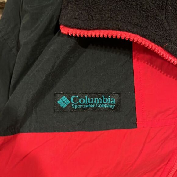 Vintage Columbia Fleece Lined Red and Black Vented Outdoor Jacket - Picture 3 of 7